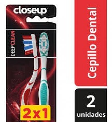 CEPILLO DENTAL CLOSE UP DEEP CLEAN MEDIO X 2 UNID
